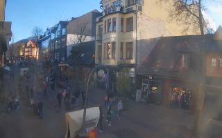 Zakopane - widok na Krupówki śro - 01-11-2025 13:58