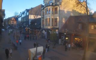 Zakopane - widok na Krupówki śro - 01-11-2025 14:47