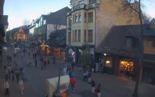 Zakopane - widok na Krupówki śro - 01-11-2025 15:01