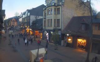 Zakopane - widok na Krupówki śro - 01-11-2025 15:19