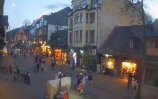 Zakopane - widok na Krupówki śro - 01-11-2025 15:29