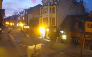 Zakopane - widok na Krupówki śro - 02-11-2025 05:11