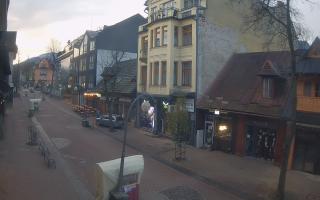 Zakopane - widok na Krupówki śro - 02-11-2025 05:45