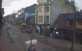 Zakopane - widok na Krupówki śro - 02-11-2025 05:54