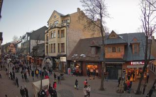 Zakopane - widok na Krupówki śro - 13-12-2025 13:50