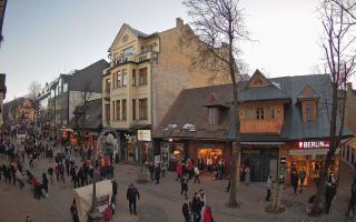 Zakopane - widok na Krupówki śro - 13-12-2025 13:57