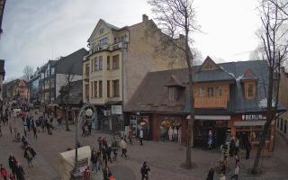 Zakopane - widok na Krupówki śro - 12-02-2026 12:44