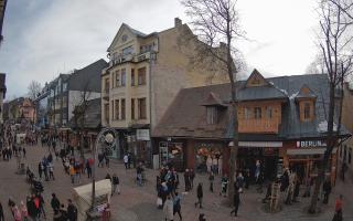 Zakopane - widok na Krupówki śro - 12-02-2026 12:51