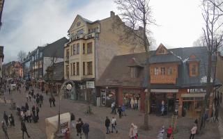 Zakopane - widok na Krupówki śro - 12-02-2026 13:05