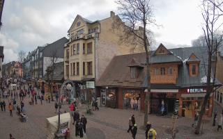 Zakopane - widok na Krupówki śro - 12-02-2026 14:51