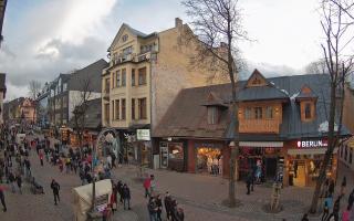 Zakopane - widok na Krupówki śro - 12-02-2026 15:19