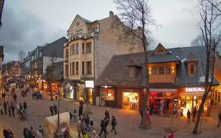 Zakopane - widok na Krupówki śro - 12-02-2026 16:01