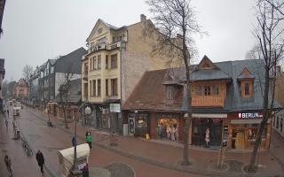 Zakopane - widok na Krupówki śro - 17-03-2026 10:36