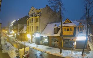 Zakopane - widok na Krupówki śro - 29-03-2026 04:04