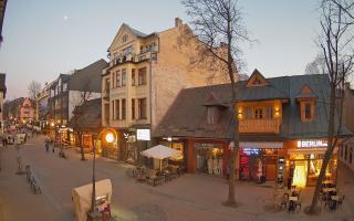 Zakopane - widok na Krupówki śro - 28-04-2026 18:01