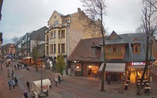 Zakopane - widok na Krupówki śro - 26-10-2026 15:04