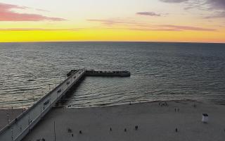 Kołobrzeg molo Hotel Bałtyk - 21-06-2026 19:38