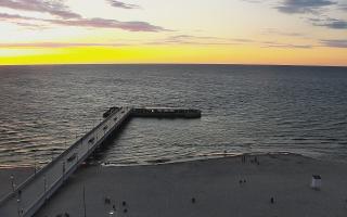 Kołobrzeg molo Hotel Bałtyk - 21-06-2026 19:54