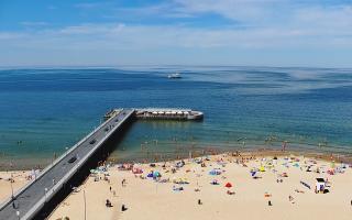 Kołobrzeg molo Hotel Bałtyk - 27-06-2026 13:21