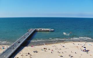 Kołobrzeg molo Hotel Bałtyk - 15-07-2026 15:10