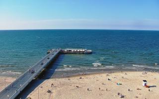 Kołobrzeg molo Hotel Bałtyk - 15-07-2026 16:04