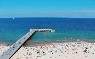 Kołobrzeg molo Hotel Bałtyk - 16-07-2026 10:21