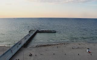 Kołobrzeg molo Hotel Bałtyk - 16-07-2026 18:11