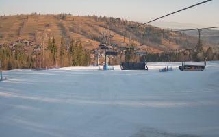 Suche-ski  widok z górnej stacji - 16-03-2026 06:17