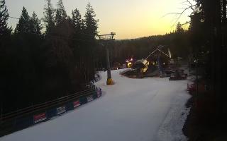 Karpacz dolna stacja - 19-12-2025 06:27