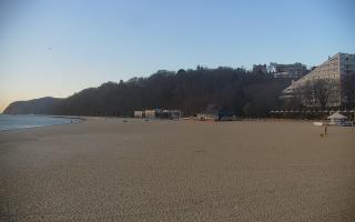Gdynia plaża - 17-04-2026 05:28