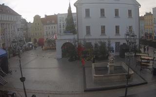 Gliwice Rynek - <br />
<b>Notice</b>:  Undefined index: godzina in <b>/var/www/webcam-news.pl/sites/elements/video-list-category-item.php</b> on line <b>23</b><br />
01-01-1970 00:00