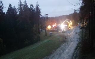 Biały Jar dolna stacja - 03-11-2025 05:23