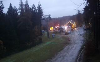 Biały Jar dolna stacja - 03-11-2025 05:31