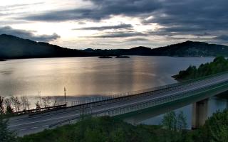 Jezioro Mucharskie - 13-05-2026 02:44