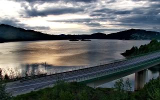 Jezioro Mucharskie - 13-05-2026 02:51