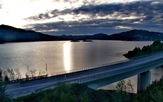 Jezioro Mucharskie - 13-05-2026 03:45