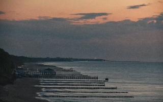 Ustronie Morskie plaża zachód - 13-05-2026 19:23