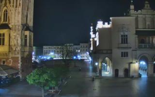 Kraków Kościół Mariacki - 19-11-2025 03:05