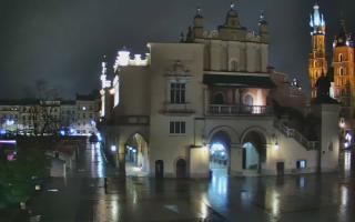 Kraków Kościół Mariacki - 26-11-2025 01:25