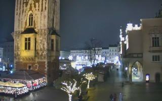 Kraków Kościół Mariacki - 16-12-2025 20:56