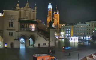 Kraków Kościół Mariacki - 16-12-2025 22:16
