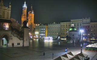 Kraków Kościół Mariacki - 16-12-2025 22:57