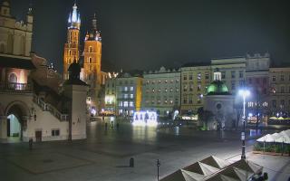 Kraków Kościół Mariacki - 16-12-2025 23:13