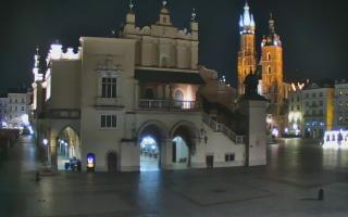 Kraków Kościół Mariacki - 18-12-2025 01:21