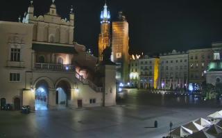 Kraków Sukiennice - 02-05-2025 01:23
