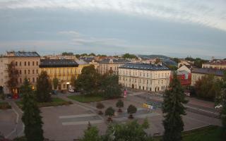 Kraków - Rynek Podgórski - 15-09-2025 04:17