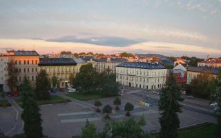 Kraków - Rynek Podgórski - 15-09-2025 04:31