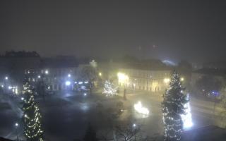 Kraków - Rynek Podgórski - 14-12-2025 23:35