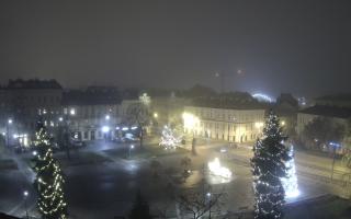 Kraków - Rynek Podgórski - 15-12-2025 00:24