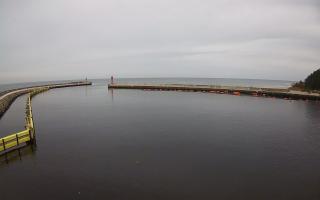 Mrzeżyno wejście do portu - 02-11-2025 10:22